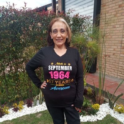 Abogada externadista, penalista, socióloga jurídica, ex juez, litigante, editora de textos, correctora de estilo, madre y abuela.