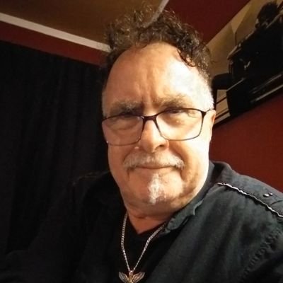 Born 2 believe all mankind has the right 2 be free. Now find me at RockAndRollSpirits on Blue Sky & my 🎶 👉 https://t.co/0s2N7fnChH