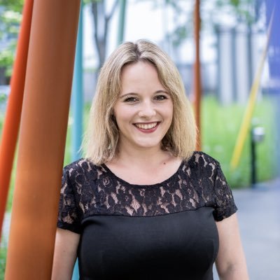 Vorsitzende der @spdbonn l Bundestagsabgeordnete 2021-2025 | Mitglied im Parteivorstand @spdde | Lehrerin I Bonnverliebt