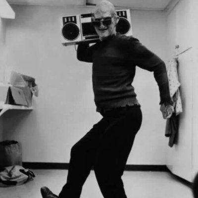 Emerahhh's profile picture. Meat sack/definitely human