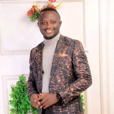 Hi! Welcome to my profile😄. I'm Isaac 😍 A Minister of the Word|Relationship/Marriage Counselor|Motivator|Drama Minister|Gospel Singer. 😍😍😍😍