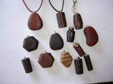 fkeizan's profile picture. 少しだけ贅沢で、面白くて、そして便利なものを手作りしています。