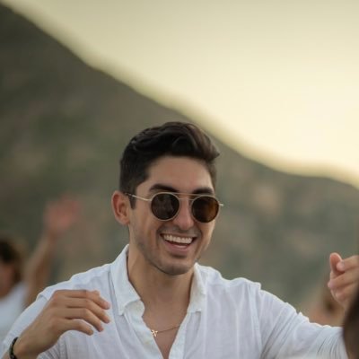 calezama_'s profile picture. 