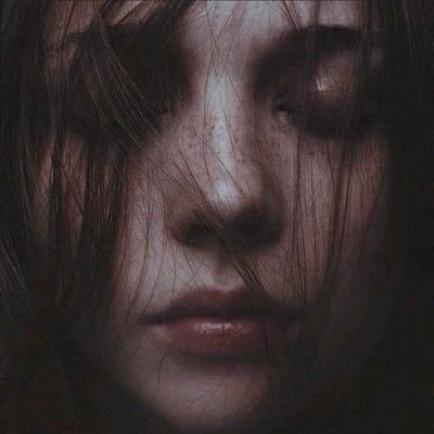 - شمسٍ تشرق بلا وصلك ، ما هي بضيّ وشُعاع .❥•