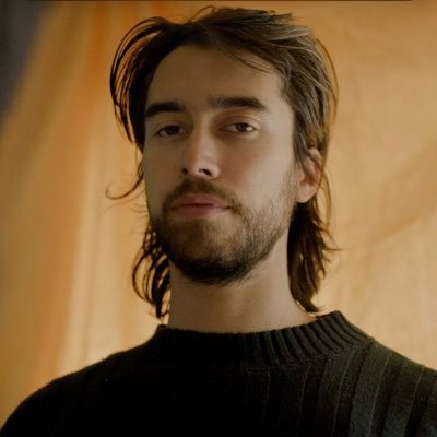 This is an automated lyrics bot dedicated to the musical stylings of Alex G. Created by @phys_biz_wiz