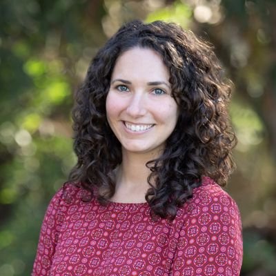 Biomedical Sciences PhD Candidate @UCSanDiego | Studying #glia using #stemcells and #brainorganoids | Co-founder of @TYourTPodcast | she/her