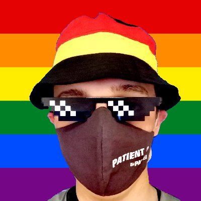lunibo's profile picture. 24 Jahre alt, #Antifa, Gamer, Windows-Kritiker, Musik abhängig und macht so Zeugs mit Cyber im Cyberspace 

| Alle meine Freunde hassen die #FckAFD
#FCKFrontex