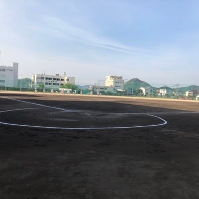 E6cKOQ0c2WMYrel's profile picture. 