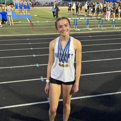 caraweaver22's profile picture. OLHS track ‘22   BGSU ‘26