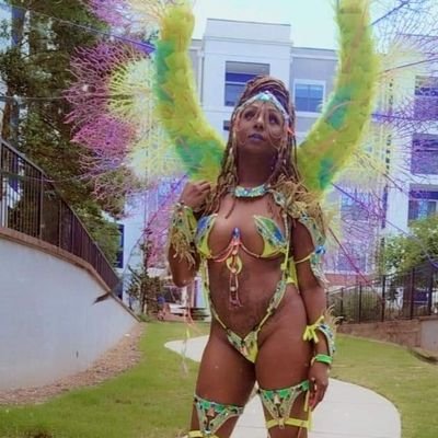 lexilollipop69's profile picture. Account Excutive at TAVA Lifestyle.Your Life, Your Style #WithFriendsPodcast #Plantbabe🌿 #Foodie #Traveler #Vlogger #Socialbutterfly