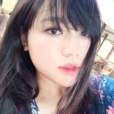 imjessicamedina's profile picture. Hopeless Romantic. Clean Freak. Obsessive Compulsive. =)