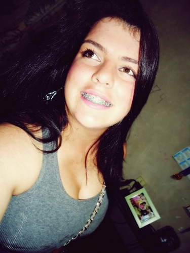 wainecampos's profile picture. As mais lindas palavras de amor são ditas no silêncio de um olhar.