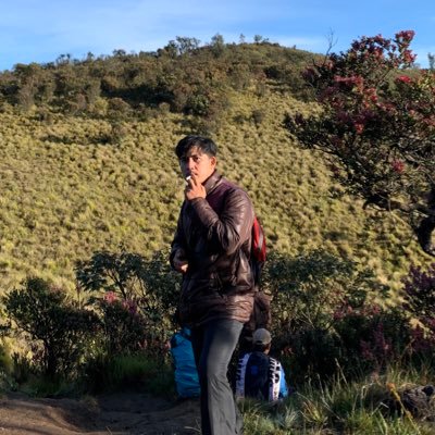 bombnuklir's profile picture. 