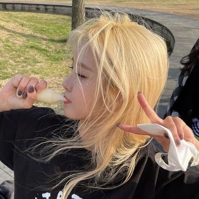 daneul18's profile picture. 