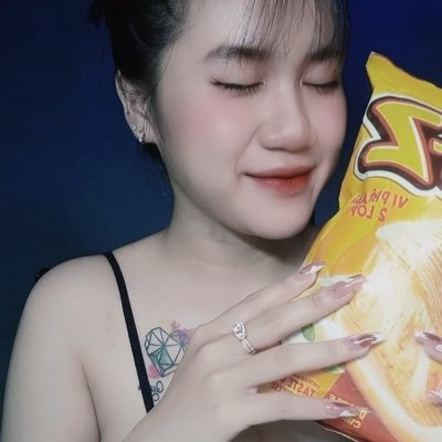 BenNguy18331548's profile picture. vui vẻ . hoà đồng . tích cực