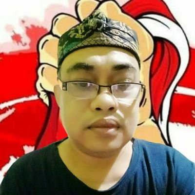 ChavidNew's profile picture. Bisa Jadi Kita Bukan Orang Yang Benar benar Baik. Kita Kelihatan Baik Hanya Karena Berada Diantara Orang orang Yang Lebih Buruk Di Banding Diri Kita.