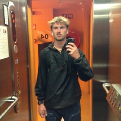 ThysFelix's profile picture. R.I.P. Charles🐑