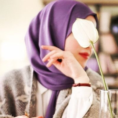 Itsfara79459119's profile picture. Alhumdulliah Muslim💕
Graduated🎓 Your value doesn't decrease based on someone's inability to see your worth.💫