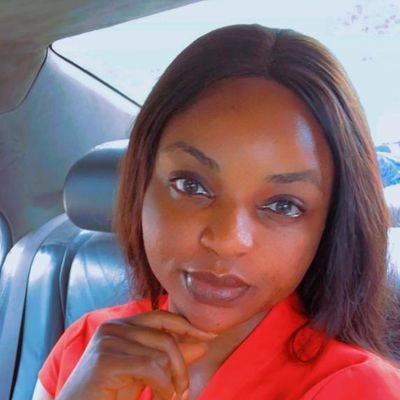 Chocolatevee2's profile picture. Virtual Assistant for Coaches & Founders / Executive support / Admin / Inbox / Content / Let's  simplify your day. 
DM or Email : okparavivian190@gmail.com