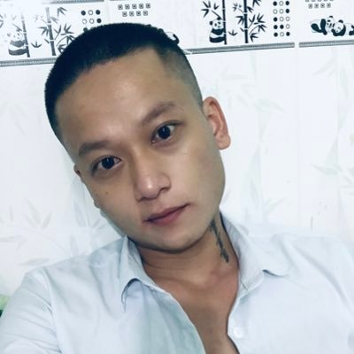 ToaieEm's profile picture. 