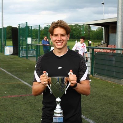 Football Coach. MSc in Analysis, BSc in Football Coaching