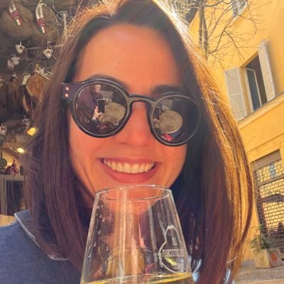 humanparadox22's profile picture. Who am I? What am I? Who knows?