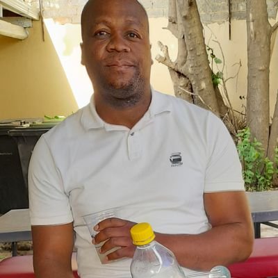 hustler | electrician🔨🔧🚟|go getter| virgo⚽⚽khosification✌✌|mopedi twii