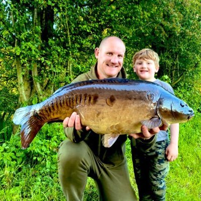 retired rugby player 🏉 love carp fishing 🎣@corebaits_uk 🎣