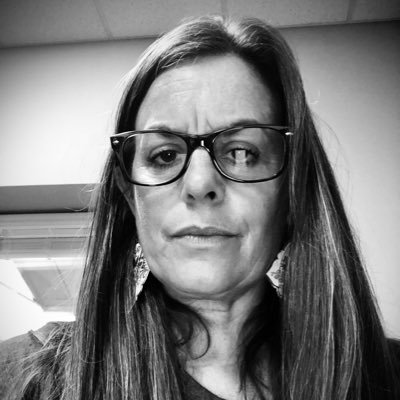 Weedypi's profile picture. mommy. friend. worker bee.