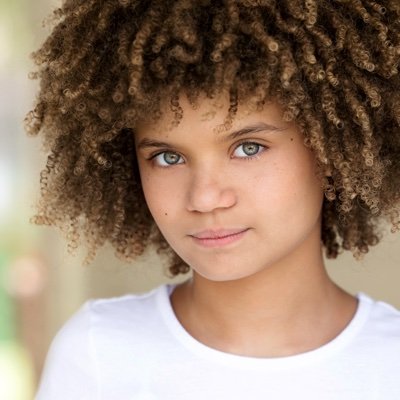 Official page for actress Carsyn Rose - Amber Brown on the AppleTV+ series, ‘Amber Brown’ - Lila Town on The Rookie on ABC
Instagram @carsynroseofficial