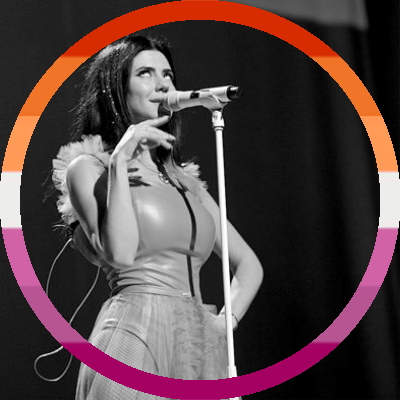 she/her. @marinadiamandis ❤️💎 | MARINA ♥ BEACH HOUSE ♥ APINK | lesbian 🧡🤍🩷