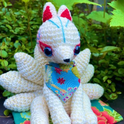 2008年より様々な糸を使って糸細工を作ってます。 妖怪/狐/猫/両生類/爬虫類/魚など。作品の無断転用、製作はお断りします。通販:https://t.co/7OHdiG8cFc 委託:ギャラリーKACCO様(伏見稲荷) tenten城様(中崎町)necoco様(奈良)
