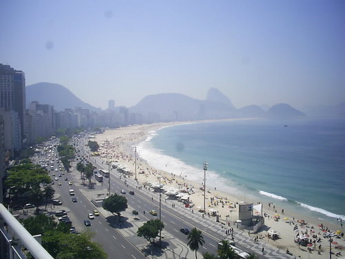 ou siguidora do twitter e sou rebelde e vc espero que vc goste