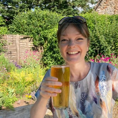robyn_hud's profile picture. Northerner, Scotland lover, UK explorer, rugby fan, LGBTQIA+ ally, human rights supporter, paper crafter, sometime soprano, feminist and Peanuts nut