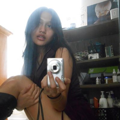 poIycephaly's profile picture. ➆