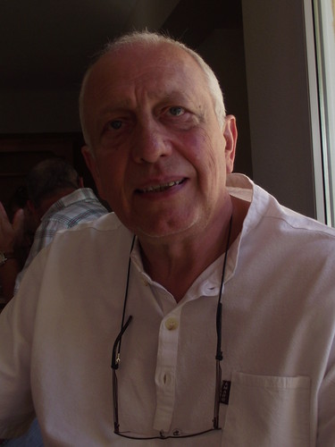 Infirmier,Marié,3 enfants,63 ans etc...........