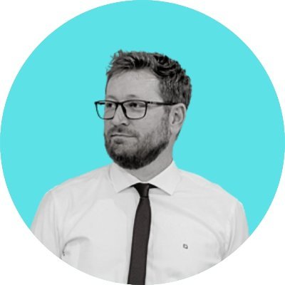 O nacional-desenvolvimentismo e o trabalhismo são as bases da verdadeira soberania.
Sou um nacionalista convicto e apaixonado pelo meu país