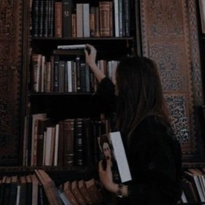 hadeellu's profile picture. ⚖️