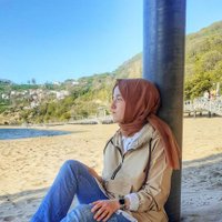 . (@aysenrars) Twitter profile photo