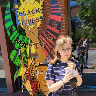 Postdoc in computational cog dev at HGSE / Harvard Psychology. Puppy enthusiast, video game aficionado, aspiring vegetarian. She/her. Speaking for self only.