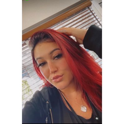 car girl // brasileira // dog mom♡ IG @lollstephh