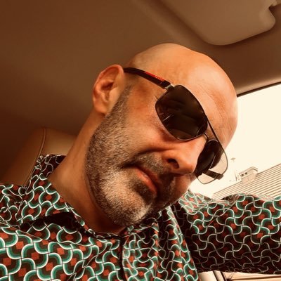 LamecuaW's profile picture. 📸 moje. Gdyby ktoś mnie szukał … https://t.co/lrmvmiSlme