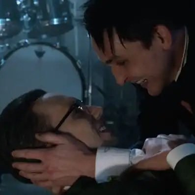 m0mentary_bliss's profile picture. ☆ he/him ☆