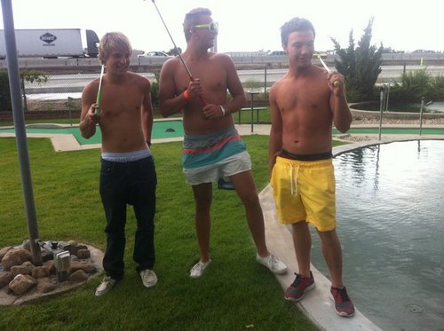 CanukxXx's profile picture. 