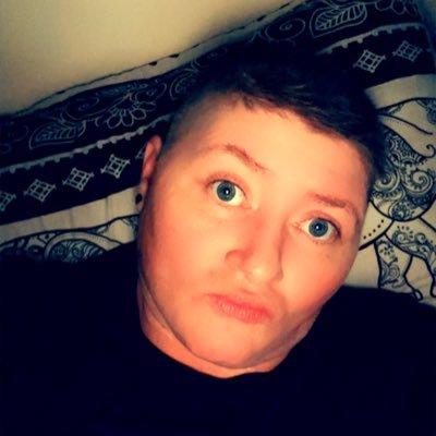 44 year old mother of two. Looking for friends!
