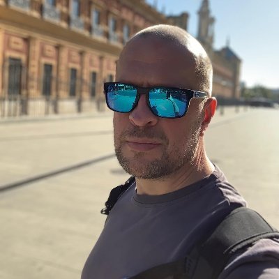kristofuap's profile picture. Earth’s surface is 72% oceans of which 75% is unexplored : 54% of earth is unexplored. If earth were 40 years old homo sapiens would have existed for 23 hours.