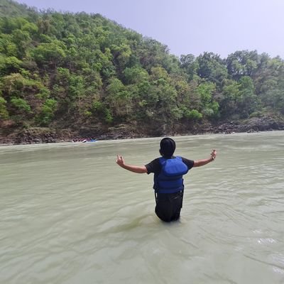 jaskaranbajaj8's profile picture. Full of unsaid words😶