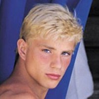 man 4 blonde bottom wife (@blondebottoms) 's Twitter Profile