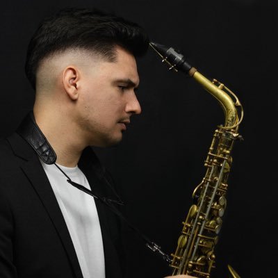 Grado superior de Música, Saxofón jazz🎷 Máster de profesorado UDC.