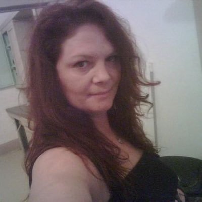 Just a normal mother of 3, I love movies and tv and hanging out with my grandbaby